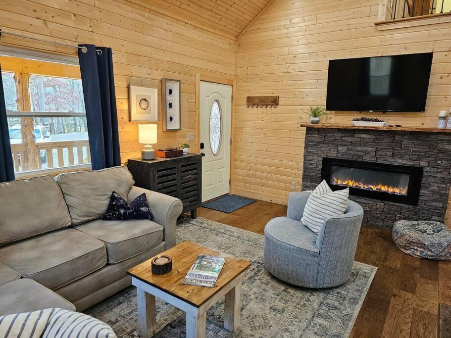 Sugar Bear Cabin With Boat Parking 5 Mins To State Park & Golf Villa Burkesville Esterno foto